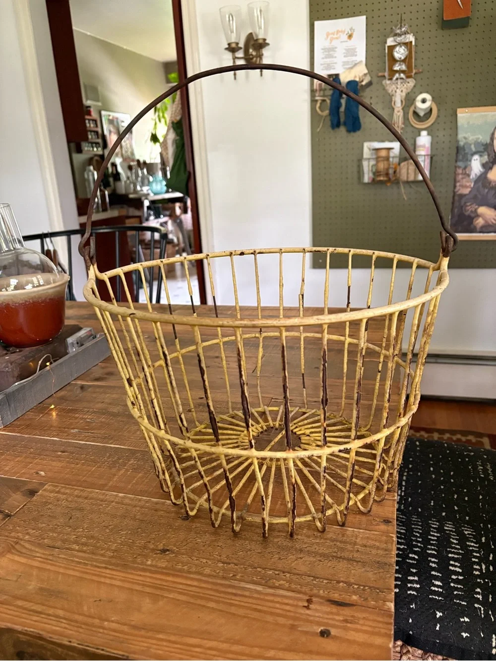 Vintage Distressed Yellow Wire Metal Egg Collection Gathering Handled Basket
